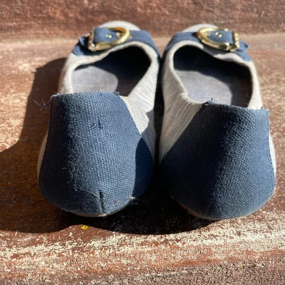 Dr Scholl’s Women’s 10 Ballet Flats with Gold Buckle- Darling! - Picture 4 of 6